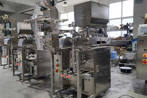 全自動醬體包裝機，價格優(yōu)惠廠家供應