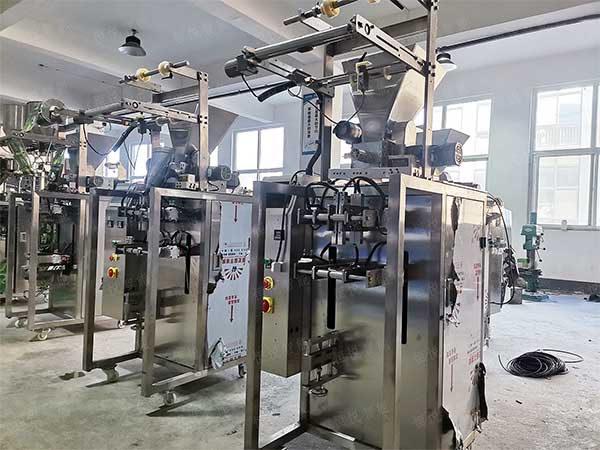 我司是河南的立式自動包裝機(jī)廠家